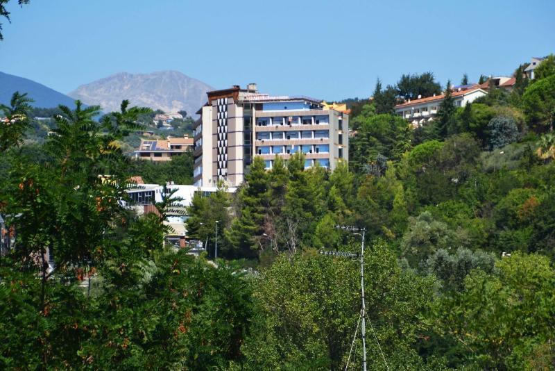 Hotel Michelangelo Teramo Luaran gambar